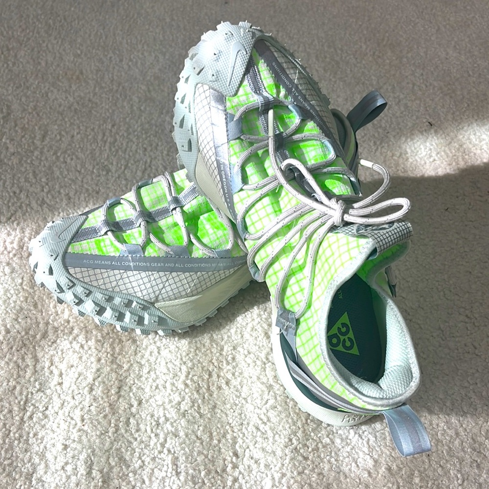 Nike ACG Youth 7/Womens 8.5